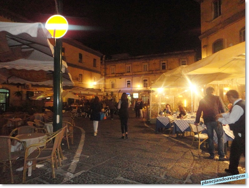 Restaurantes na area do Castel dell’Ovo